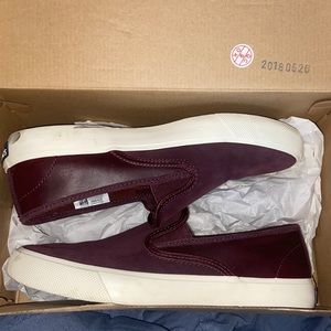 Sperry Topsider Captain Slip On